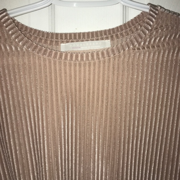 PINK VELVETY TOP - Picture 3 of 4